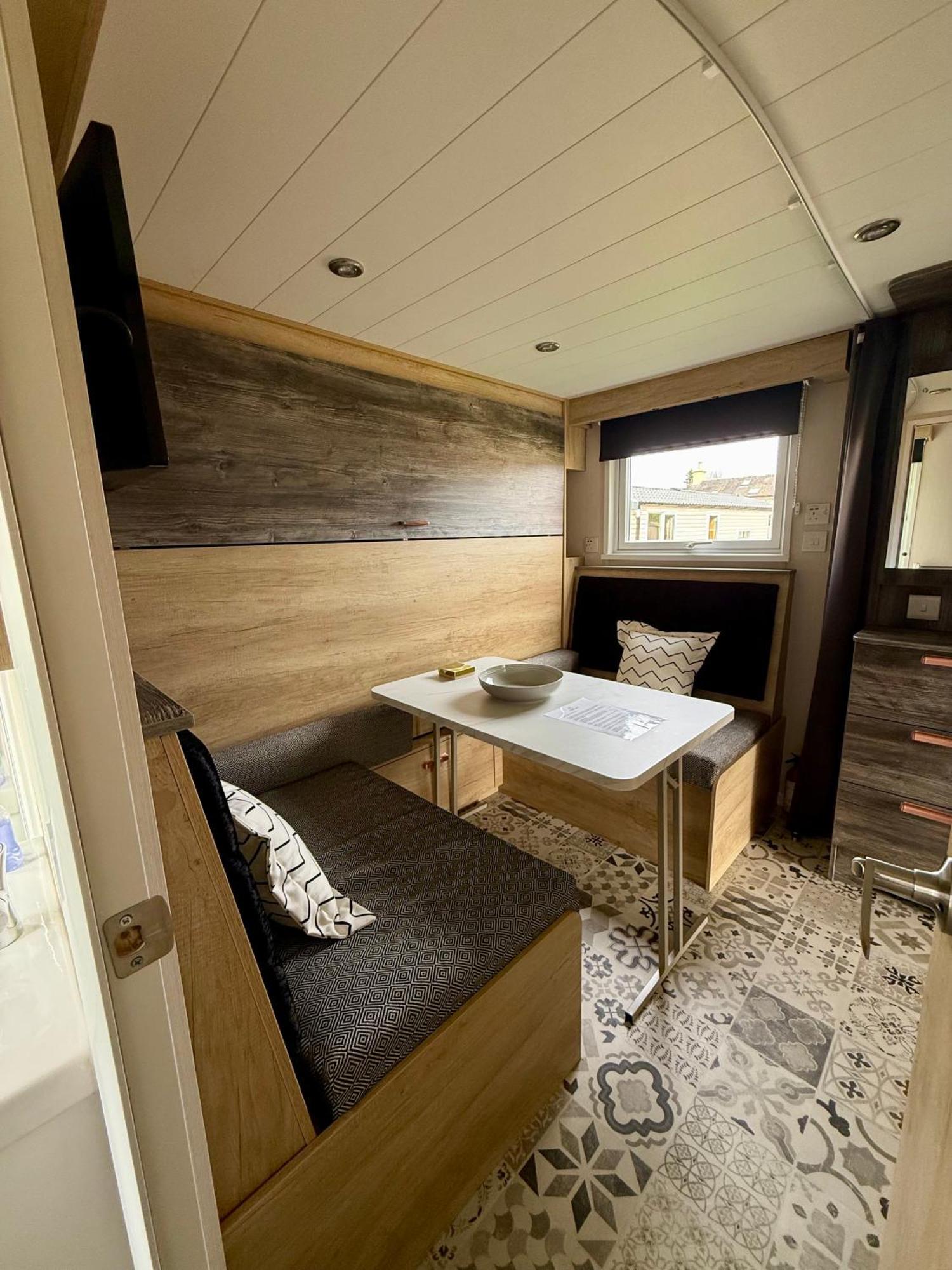 فندق The Parr Pod - Beautiful, Luxury Pod أبرلور المظهر الخارجي الصورة